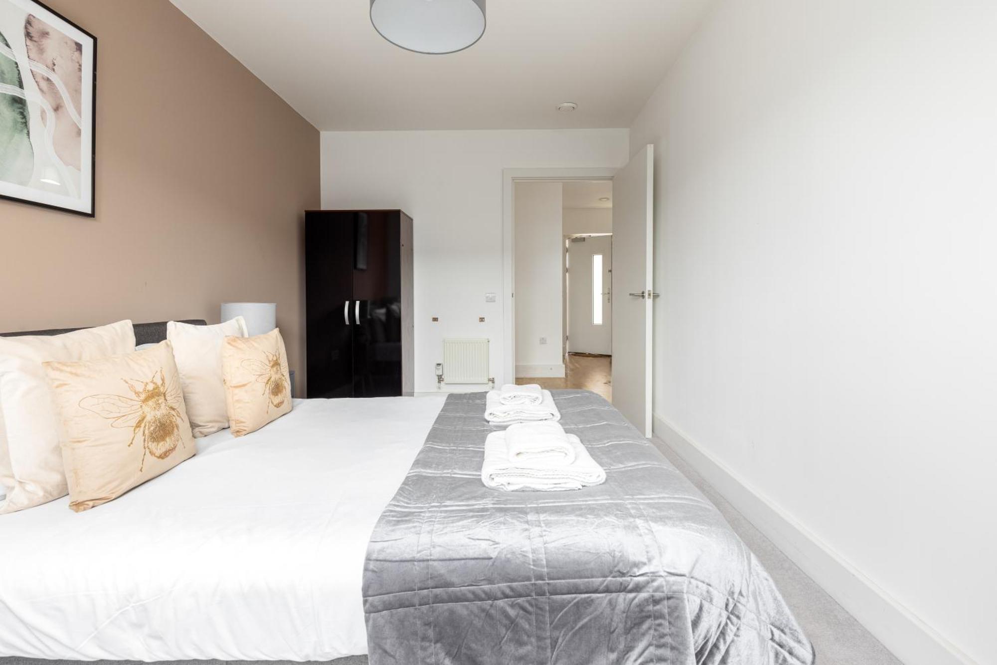 The Bridge Apartment London Exterior photo